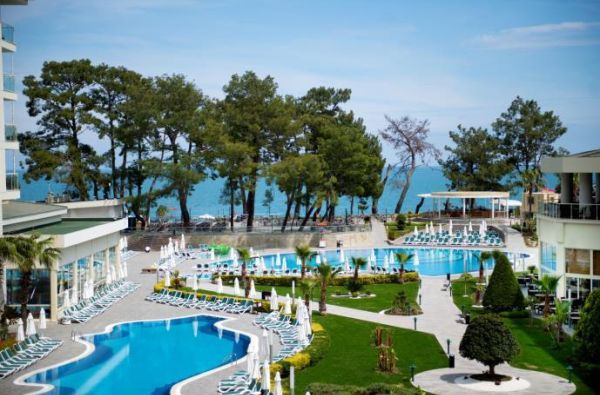 KEMERAS. Sužvejokite vasaros atostogas jau dabar! Poilsiaukite stilingame BARUT KEMER COLLECTION 5* viešbutyje Turkijoje ir mėgaukitės pasaulinio lygio aptarnavimu! Skrydis, 7 nakvynės 5* viešbutyje su „ultra viskas įskaičiuota“ maitinimu