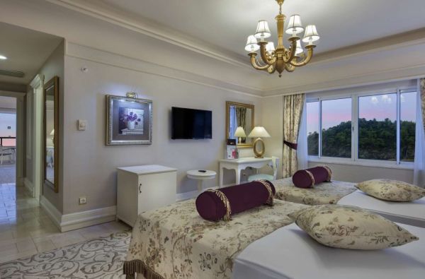 KEMERAS.Pasitikite vasarą po palme! Lepinkitės saulės spinduliais! Tikras atsipalaidavimas saulėtoje Turkijoje NIRVANA DOLCE VITA 5* viešbutyje. Leiskitės į nepakartojamų atostogų sūkurį!Skrydis,7 n. 5* viešbutyje su „ultra viskas įskaičiuota" maitinimu