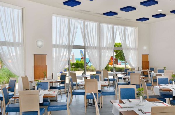 Smagių akimirkų kupinos atostogos Bulgarijoje 4* viešbutyje SOL LUNA BAY RESORT su skrydžiu ir maitinimu „viskas įskaičiuota“