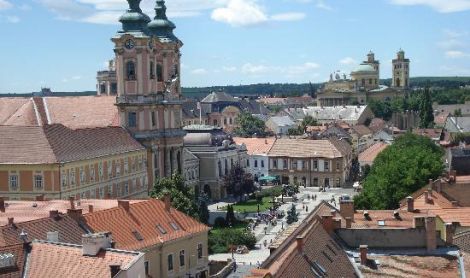 Vengrija. Ėgeris. Miesto panorama.