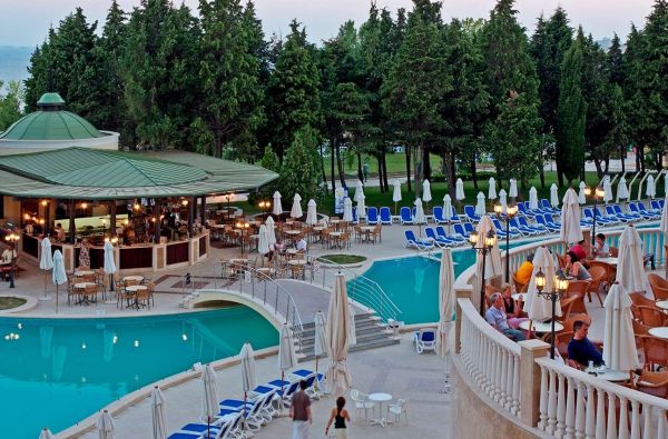 Kvapą gniaužiančios atostogos Bulgarijoje 5* viešbutyje SOL NESSEBAR PALACE su skrydžiu ir maitinimu  „viskas įskaičiuota“
