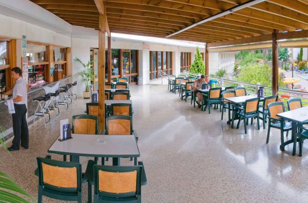 Lloret de Maras. Saulė, smėlėti paplūdimiai, flamenko, vynas, tapos,...taip, tai Ispanija. Skrydis, 7n. viešbutyje GHT OASIS PARK AND SPA 4*, su pusryčiais - nuo 525 €!