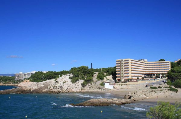 Kosta Dorada. Žavingoji Ispanija, pakerinti savo grožiu ir kultūra. Skrydis, 7n. viešbutyje CALA FONT 4*, su pusryčiais ir vakariene - nuo 599 €!