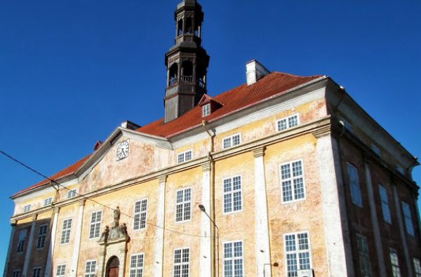 Artimoje, bet kitokioje Estijoje