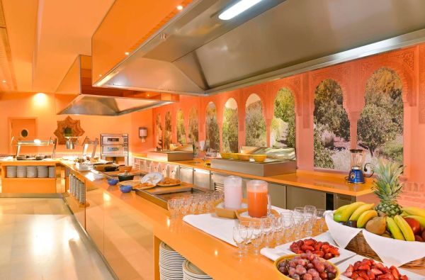 MARBELJA. Ramios, atpalaiduojančios atostogos – Pietų Ispanijoje. Skrydis, 7n. viešbutyje IBEROSTAR MARBELLA CORAL BEACH 4*+, su pusryčiais - nuo 979 €!