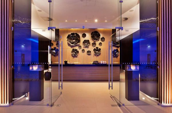 ALBUFEIRA. Išsiilgusiems ramybės, tai puikus pasirinkimas ALGARVĖJE. Skrydis, 7n. viešbutyje VIDAMAR RESORT ALGARVE 5*, su pusryčiais ir vakariene - nuo 839 €!