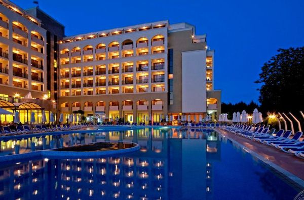 Planuokite įspūdingas vasaros atostogos Bulgarijoje 4* viešbutyje SOL NESSEBAR RESORT su skrydžiu ir maitinimu  „viskas įskaičiuota“