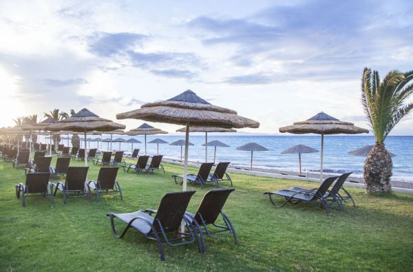 RODAS. Tik suaugusiems. Skrydis, 7n.  viešbutyje THE IXIAN GRAND  5* su viskas įskaičiuota maitinimu.