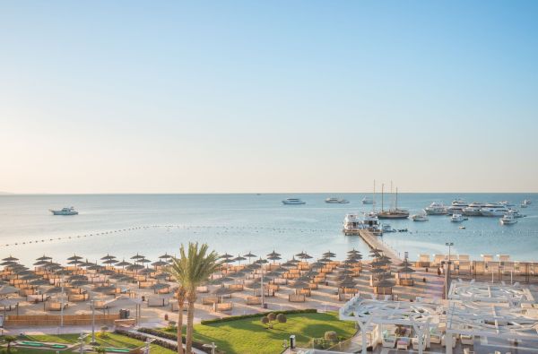 Pickalbatros Albatros White Beach