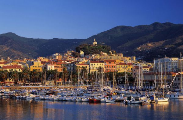 Viduržemio jūros pakrantės pasaka su 4 d. poilsiu Nicoje arba San Reme