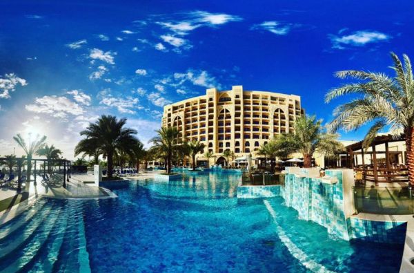 DUBAJUS. Pajuskite rytietiško svetingumo atmosferą DOUBLE TREE BY HILTON RESORT & SPA MARJAN ISLAND 5* viešbutyje. Skrydis, 7 n su pusryčiais tik nuo 1085 EUR