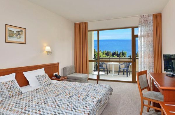 Planuokite įspūdingas vasaros atostogos Bulgarijoje 4* viešbutyje SOL NESSEBAR RESORT su skrydžiu ir maitinimu  „viskas įskaičiuota“