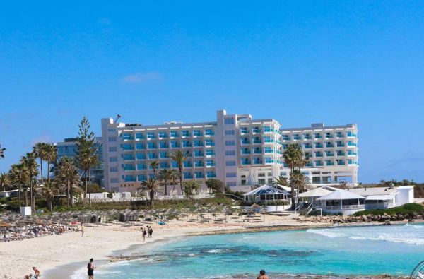 Nepamirštamos atostogos Kipre 5* viešbutyje NISSIBLU BEACH RESORT !