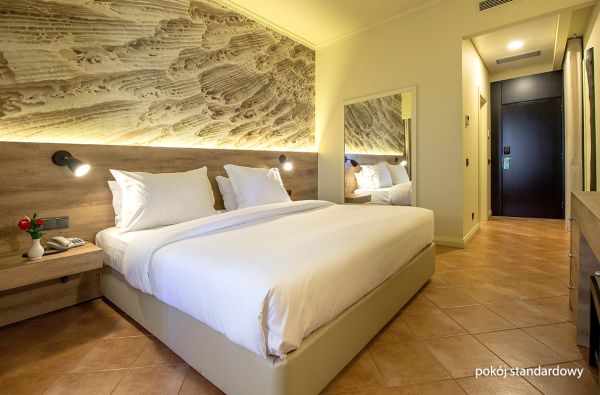 Calheta. Ramiam šeimų poilsiui MADEIROJE. Skrydis, 7n. viešbutyje CALHETA BEACH 4*+ su viskas įskaičiuota maitinimu - nuo 799€!