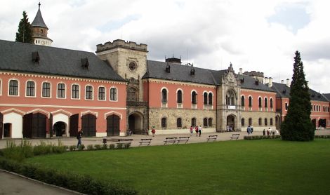 Čekija. Sychrovo pilis.