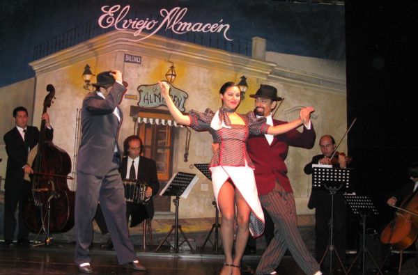 Didžioji ekspedicija po Pietų Ameriką ir Okeaniją: Argentina - Čilė - Patagonija - Ugnies žemė - Velykų sala 20d. (24d.)