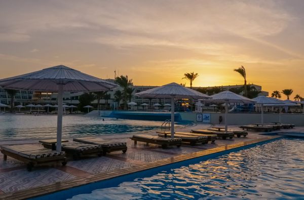HURGADA. Kokybiškos atostogos. Skrydis, 7n. puikiame viešbutyje PHARAOH AZUR RESORT 5* su ”viskas įskaičiuota” maitinimu!