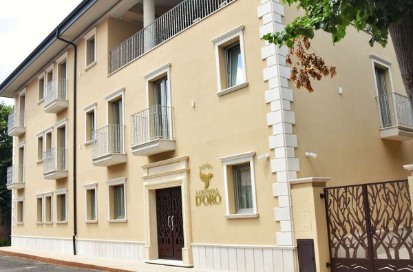 KALABRIJA. Buon Giorno Italija! Atraskite dar netyrinėtą Pietų Italijos perlą, kurį įsimylėsite iš pirmo žvilgsnio. Stebėkite paveikslo vertą spalvingą saulėlydį, mėgaukitės nuostabia gamta. Skrydis, 7n. 4* viešbutyje COLOMBA D'ORO su pusryčiais!