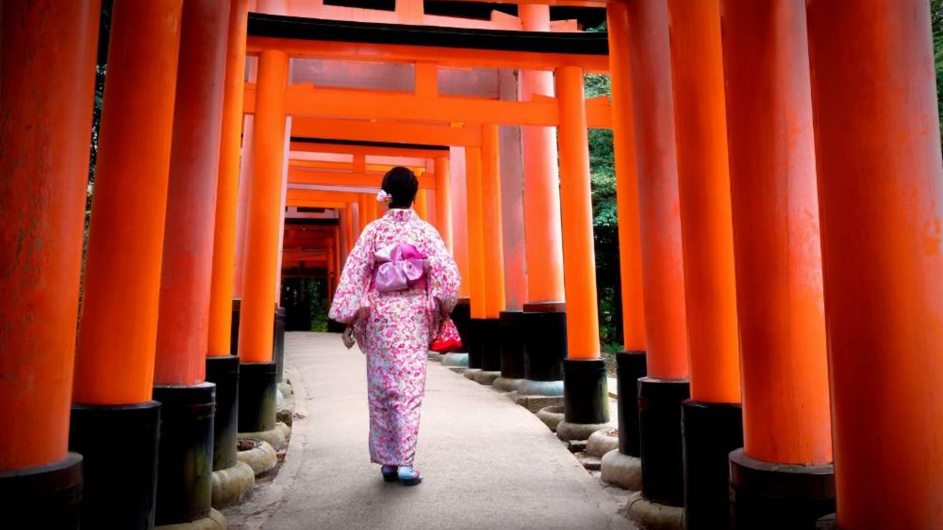 Kas stebina keliautoją pirmąkart atvykus į Japoniją?