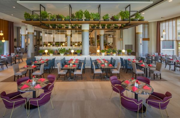 KEMERAS. Sužvejokite vasaros atostogas jau dabar! Poilsiaukite stilingame BARUT KEMER COLLECTION 5* viešbutyje Turkijoje ir mėgaukitės pasaulinio lygio aptarnavimu! Skrydis, 7 nakvynės 5* viešbutyje su „ultra viskas įskaičiuota“ maitinimu