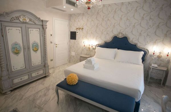 KALABRIJA. Buon Giorno Italija! Atraskite dar netyrinėtą Pietų Italijos perlą, kurį įsimylėsite iš pirmo žvilgsnio. Stebėkite paveikslo vertą spalvingą saulėlydį, mėgaukitės nuostabia gamta. Skrydis, 7n. 4* viešbutyje COLOMBA D'ORO su pusryčiais!