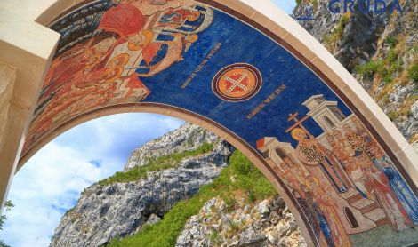 Juodkalnija. Ostrogo vienuolynas.