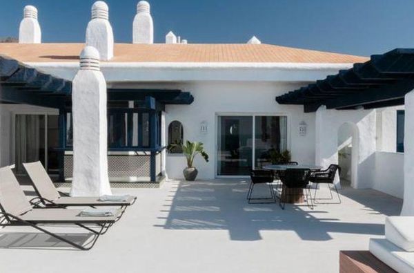 Kosta Adechė. Ką manote apie romantišką pabėgimą į TENERIFĘ ? Skrydis, 7n. viešbutyje JARDIN TROPICAL 4*, su pusryčiais - nuo 839 €!