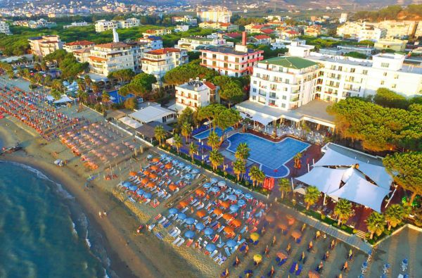 Poilsis prie jūros ALBANIJOJE. Skrydis, 7n. puikiame viešbutyje FAFA PREMIUM 4 + * su „viskas įskaičiuota“ – 629 €!