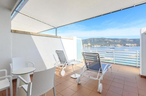 PALMANOVA. Atsipalaiduokite ir pasimėgaukite idealiomis atostogomis MALJORKOJE. Skrydis, 7n. viešbutyje ALUA HAWAII MALLORCA AND SUITES 4*, su pusryčiais ir vakariene  - nuo 649 €