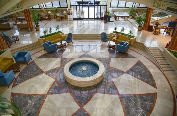 HURGADA. Kokybiškos atostogos. Skrydis, 7n. puikiame viešbutyje PHARAOH AZUR RESORT 5* su ”viskas įskaičiuota” maitinimu!