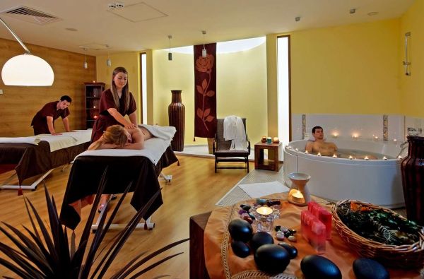 Kvapą gniaužiančios atostogos Bulgarijoje 5* viešbutyje SOL NESSEBAR PALACE su skrydžiu ir maitinimu  „viskas įskaičiuota“