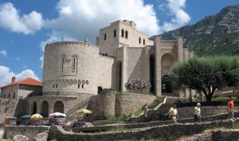 Albanija. Kruja. Tvirtovė.