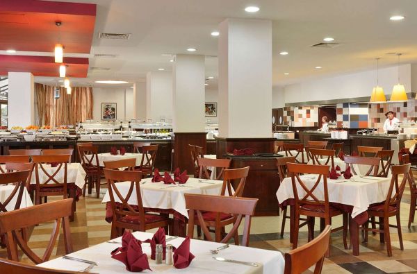 Kvapą gniaužiančios atostogos Bulgarijoje 5* viešbutyje SOL NESSEBAR PALACE su skrydžiu ir maitinimu  „viskas įskaičiuota“