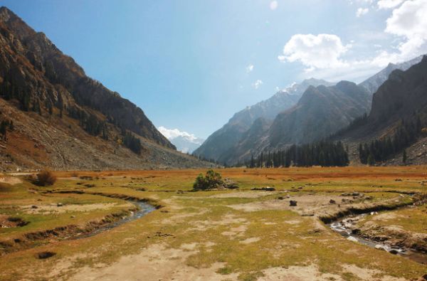 (Ne)atrastasis Pakistanas: kelionė laiku per budų paslaptis, imperijų citadeles ir paslaptingus slėnius