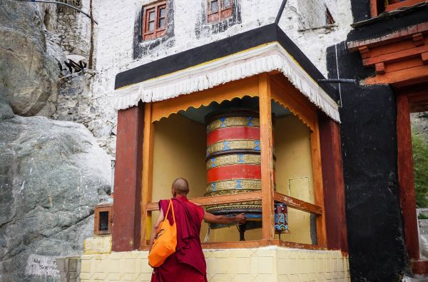 Geografinių ir dvasinių aukštumų LADAKAS - vienuolynų mistika, magiškas Hemiso festivalis* ir ekstremalūs Himalajų kontrastai mažajame Tibete 13d.