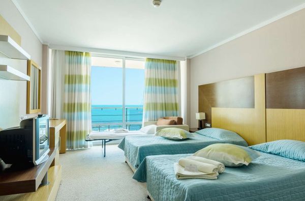 Planuokite įspūdingas vasaros atostogas Bulgarijoje 5* viešbutyje ZORNITZA SANDS su skrydžiu ir maitinimu "pusryčiai, pietūs, vakarienė"