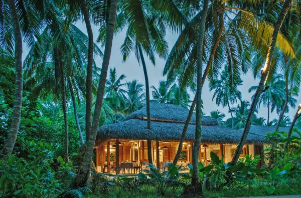 Šeimos atostogos Maldyvuose! Skrydis, pervežimas ir 7 n. viešbutyje KURAMATHI MALDIVES 4+*