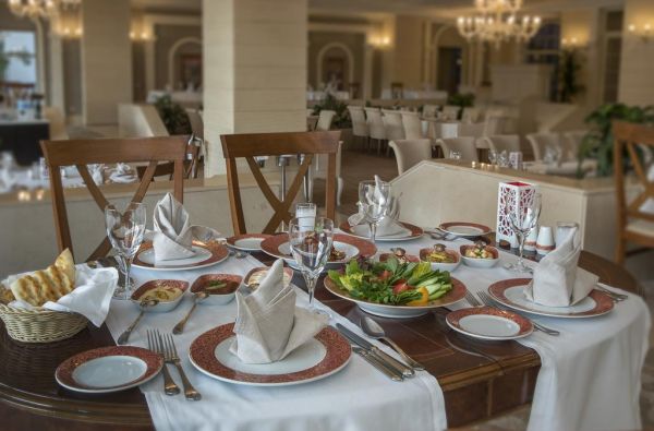 BELEKAS. Pasinerkite į Turkijos teikiamus malonumus VIP klasės 5* viešbutyje RIXOS PREMIUM BELEK - 7 nakvynės su skrydžiu ir maitinimu "ultra viskas įskaičiuota"