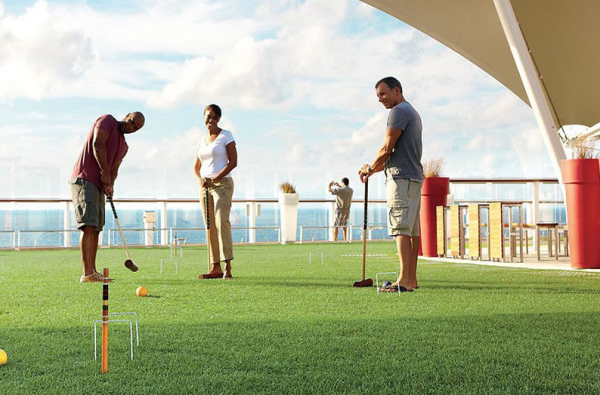 Kruizinė kelionė nuo Argentinos iki Antarktidos prabangiu Celebrity Equinox laivu su vadovu iš Lietuvos