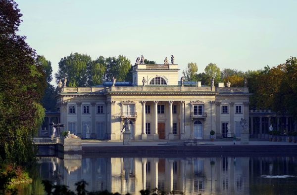 Pamatyk kitokią Varšuvą ir nuodugniai ją ištyrinėk! 7 nakvynių kelionė su pusryčiais tik nuo 179€!