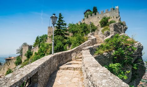 San Marino.  Titano kalnas.