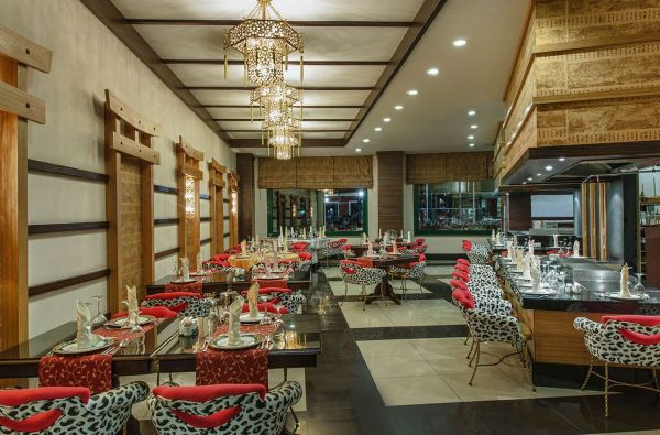 ANTALIJA. Pramogaukite su visa šeima Turkijoje! Savaitė poilsio kokybiškame DELPHIN PALACE 5* viešbutyje – tobulas pasirinkimas svajonių atostogoms! Skrydis, 7 nakvynės 5* viešbutyje su „ultra viskas įskaičiuota“ maitinimu