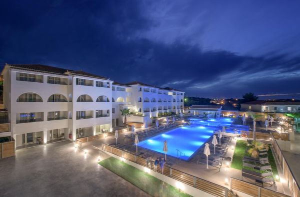 ZAKINTAS. Poilsis ir įspūdžiai. Skrydis, 7n.  AZURE RESORT & SPA 5* viešbutyje su viskas įskaičiuota maitinimu.