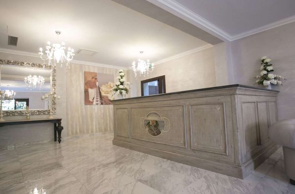 KALABRIJA. Buon Giorno Italija! Atraskite dar netyrinėtą Pietų Italijos perlą, kurį įsimylėsite iš pirmo žvilgsnio. Stebėkite paveikslo vertą spalvingą saulėlydį, mėgaukitės nuostabia gamta. Skrydis, 7n. 4* viešbutyje COLOMBA D'ORO su pusryčiais!