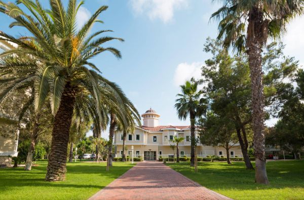 BELEKAS. Įgyvendinkite atostogų svajones! GURAL PREMIER BELEK 5* viešbutis – tobulas pasirinkimas svajonių atostogoms Turkijoje! Skrydis, 7 nakvynės VIP klasės 5* viešbutyje su „ultra viskas įskaičiuota“ maitinimu