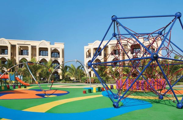 DUBAJUS. Pajuskite rytietiško svetingumo atmosferą DOUBLE TREE BY HILTON RESORT & SPA MARJAN ISLAND 5* viešbutyje. Skrydis, 7 n su pusryčiais tik nuo 1085 EUR