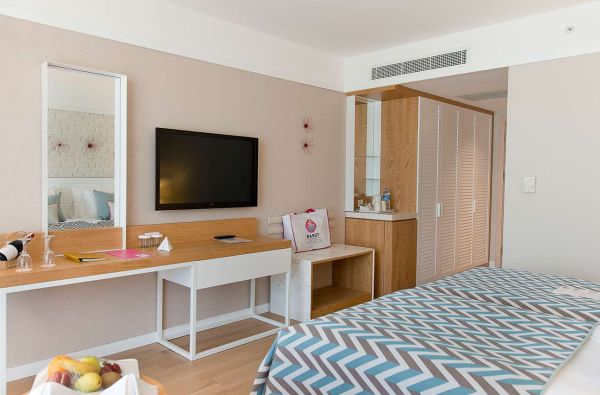 KEMERAS. Sužvejokite vasaros atostogas jau dabar! Poilsiaukite stilingame BARUT KEMER COLLECTION 5* viešbutyje Turkijoje ir mėgaukitės pasaulinio lygio aptarnavimu! Skrydis, 7 nakvynės 5* viešbutyje su „ultra viskas įskaičiuota“ maitinimu