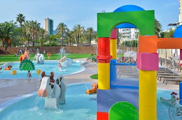 Magalufas. Smagios šeimos atostogos MALJORKOJE. Skrydis, 7n. viešbutyje SOL BARBADOS 4*, su pusryčiais ir vakarienėmis - nuo 609 €!