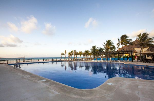 Nepamirštamos atostogos Meksikoje!  Skrydis, pervežimas ir 10 n. viešbutyje Allegro Playacar 4* su „viskas įskaičiuota“