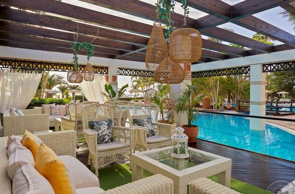 La Kaleta. Romantiškas poilsis nuolatos žaliuojančioje ir saulėtoje TENERIFĖJE. Skrydis, 7n. viešbutyje H10 COSTA ADEJE PALACE 4*, su pusryčiais ir vakariene - nuo 845 €!